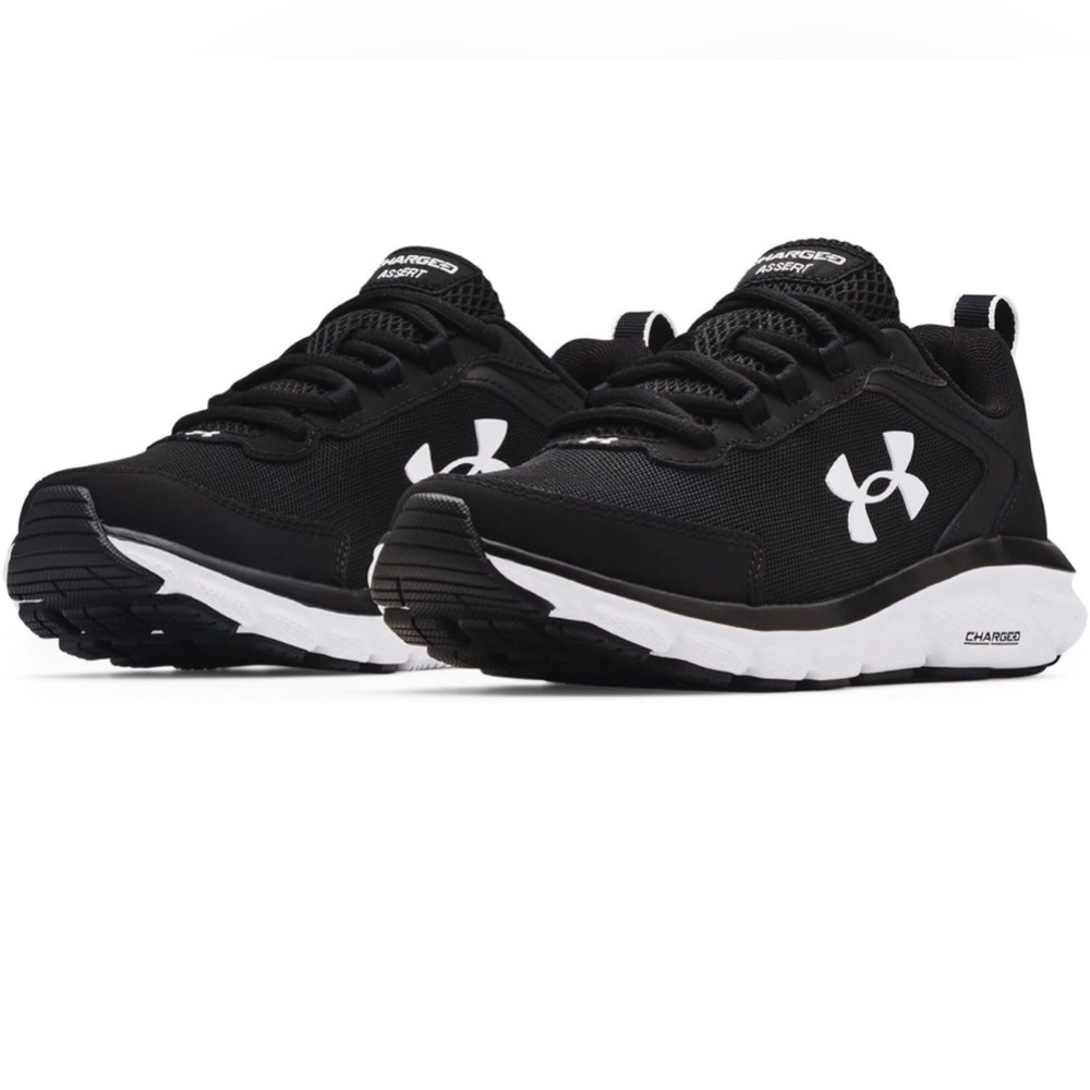 Under Armour shoes, black and white size 7